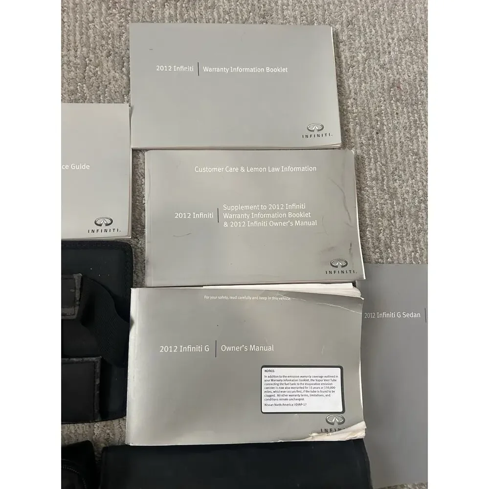 2012 Infiniti G37 AWD Owners Manual, Case, First Aid kit, and Maintenance Guide
